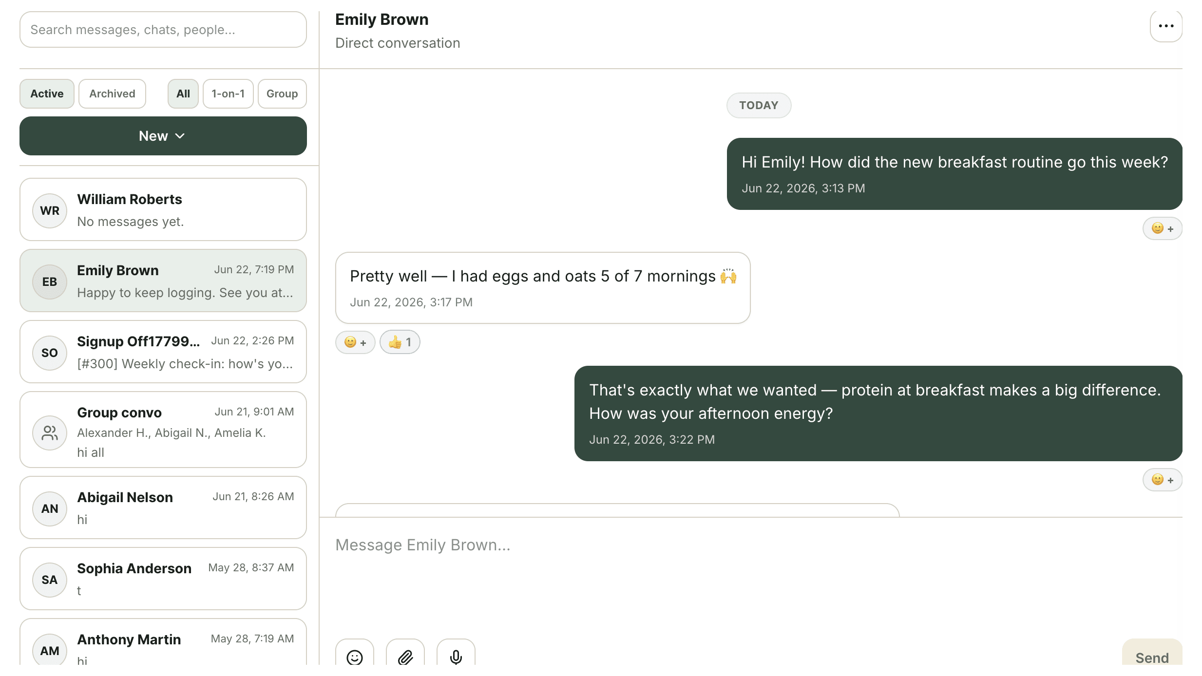 The SoloistHealth messaging inbox with an open client conversation, secure chat with reactions and read receipts.